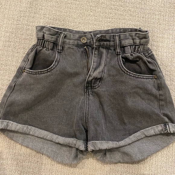 Charcoal black color Jean shorts! Size small! Never worn! - Picture 1 of 2
